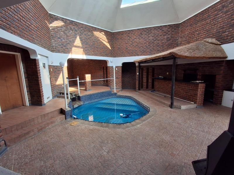 4 Bedroom Property for Sale in Panorama Free State